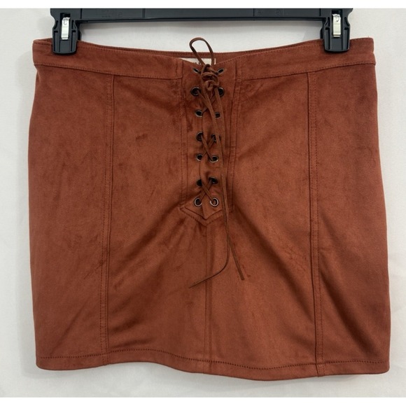 Forever 21 Faux Suede Lace Up Tie Front Mini Skirt Brown Cowgirl Size 30 M - Picture 1 of 6
